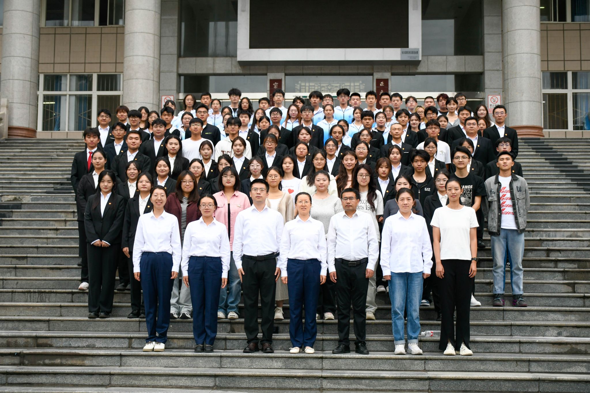 长治学院计算机系成功举办第二十次学生代表大会